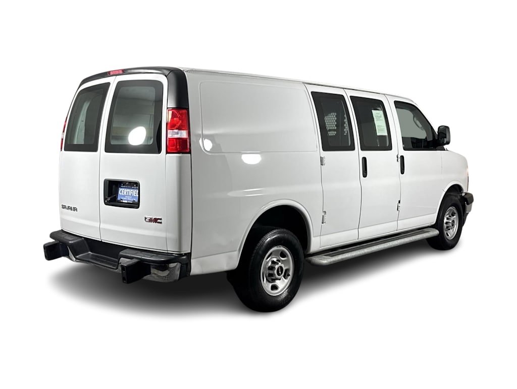 Thumbnail: 2024 GMC Savana - 14