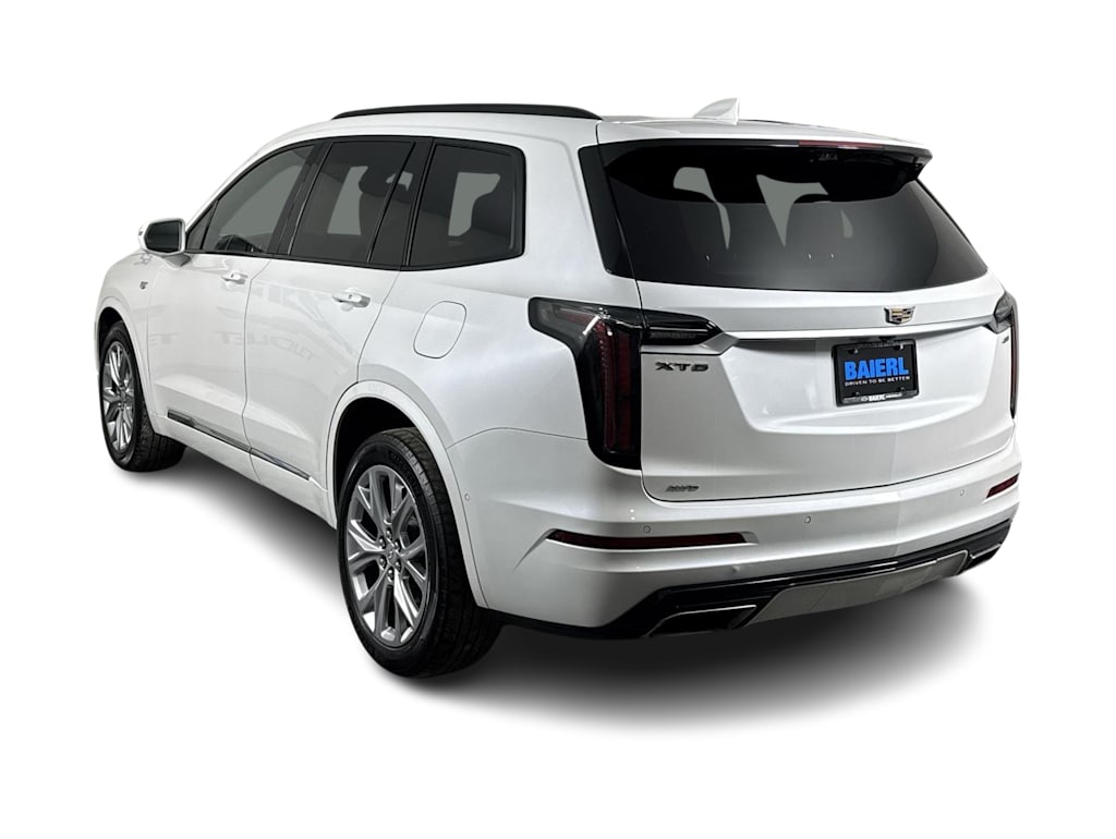 Thumbnail: 2020 Cadillac XT6 - 3