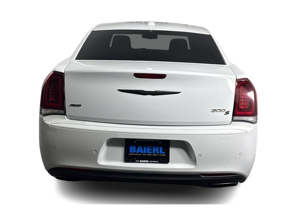 Thumbnail: 2016 Chrysler 300 - 4