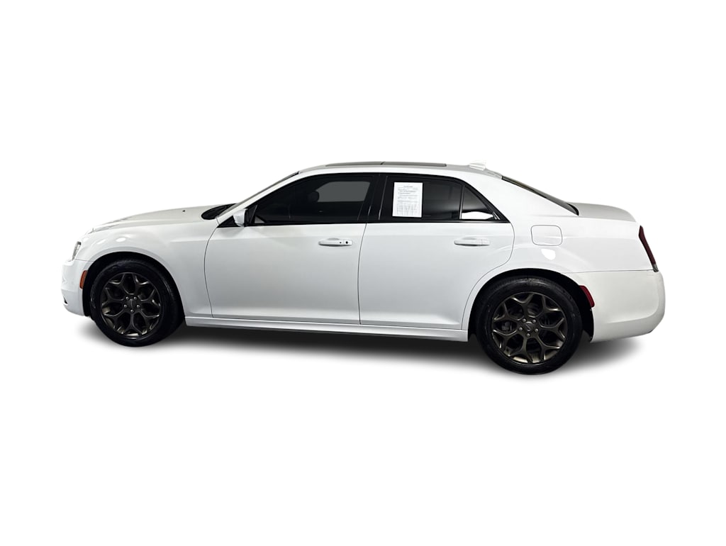 Thumbnail: 2016 Chrysler 300 - 2