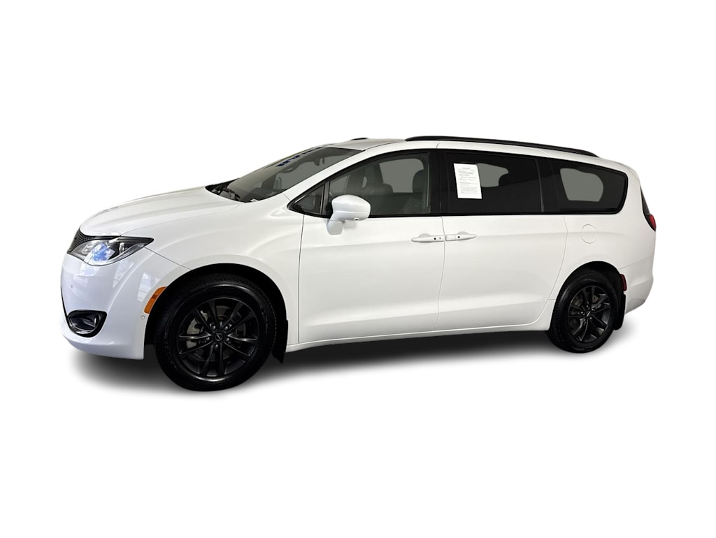Thumbnail: 2020 Chrysler Pacifica - 2