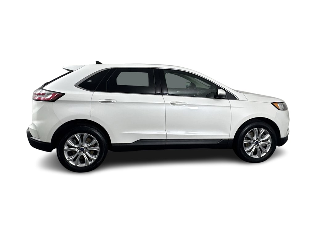 Thumbnail: 2021 Ford Edge - 15