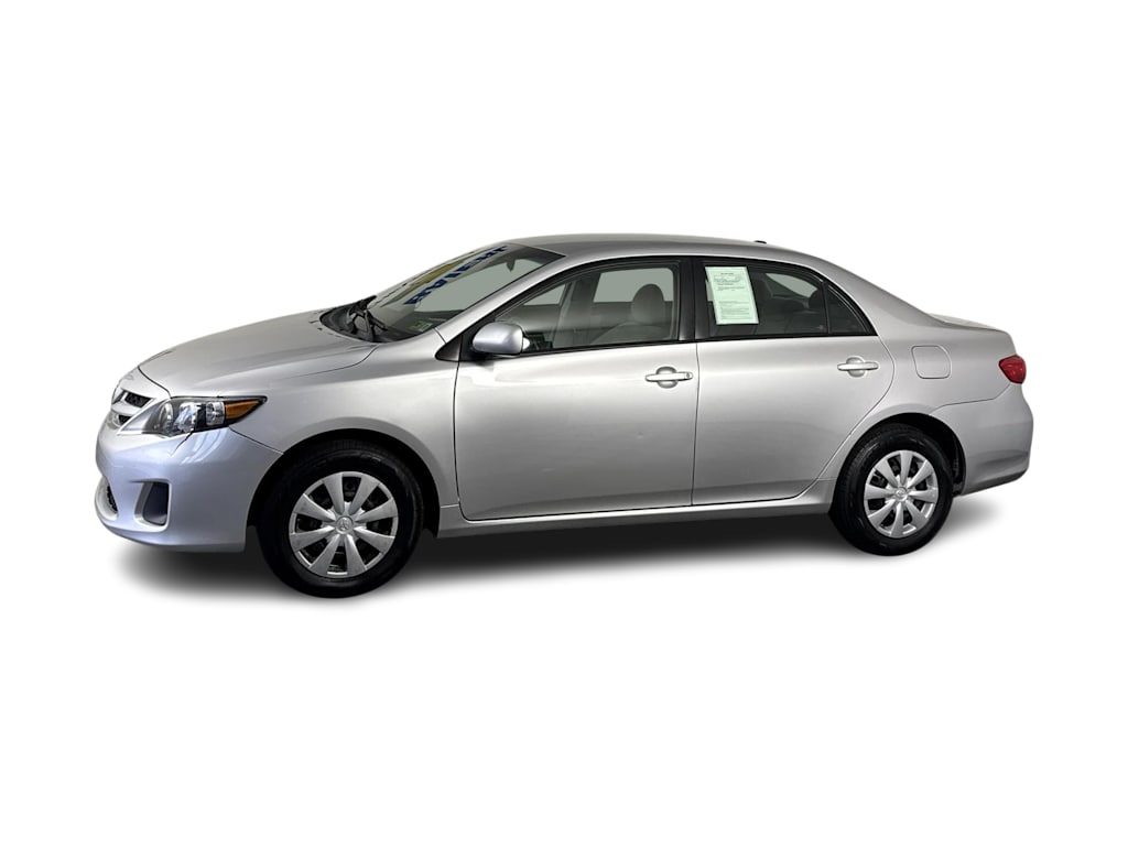 2011 Toyota Corolla S 3