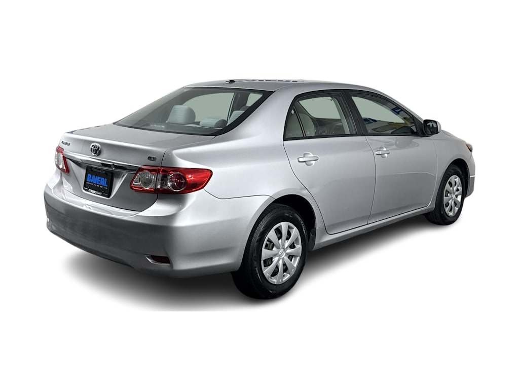 2011 Toyota Corolla S 16