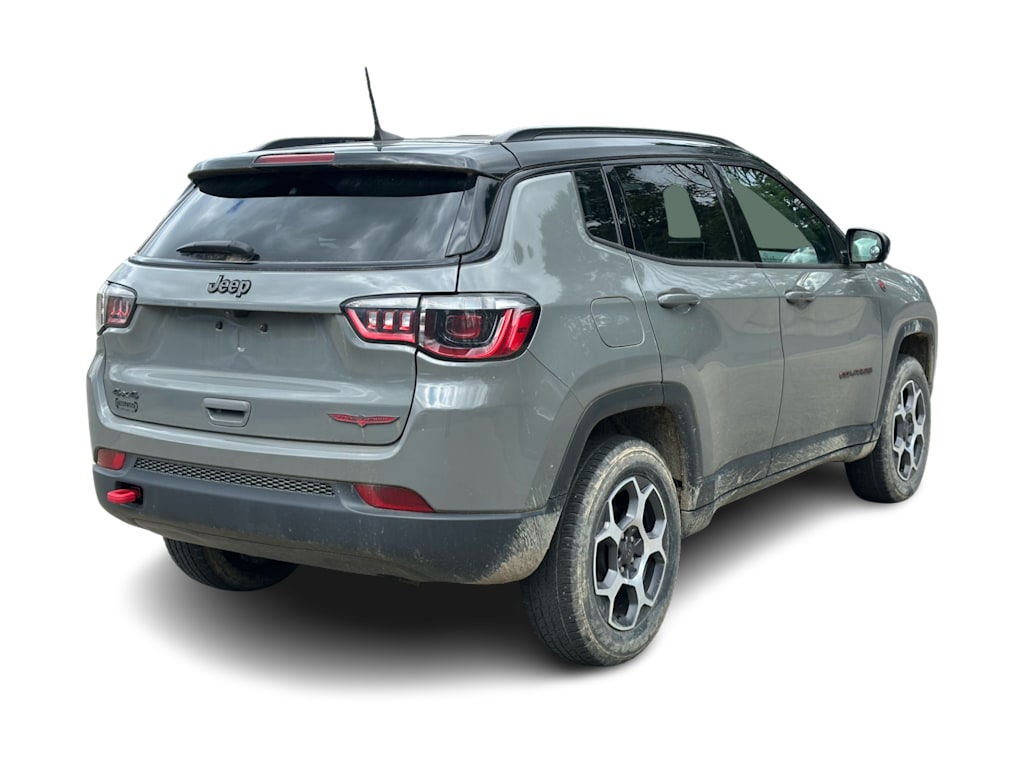 Thumbnail: 2022 Jeep Compass - 13