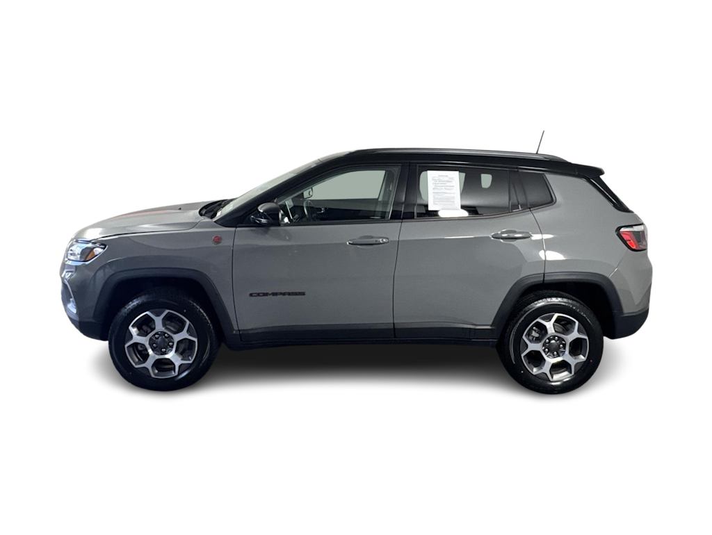 Thumbnail: 2022 Jeep Compass - 2