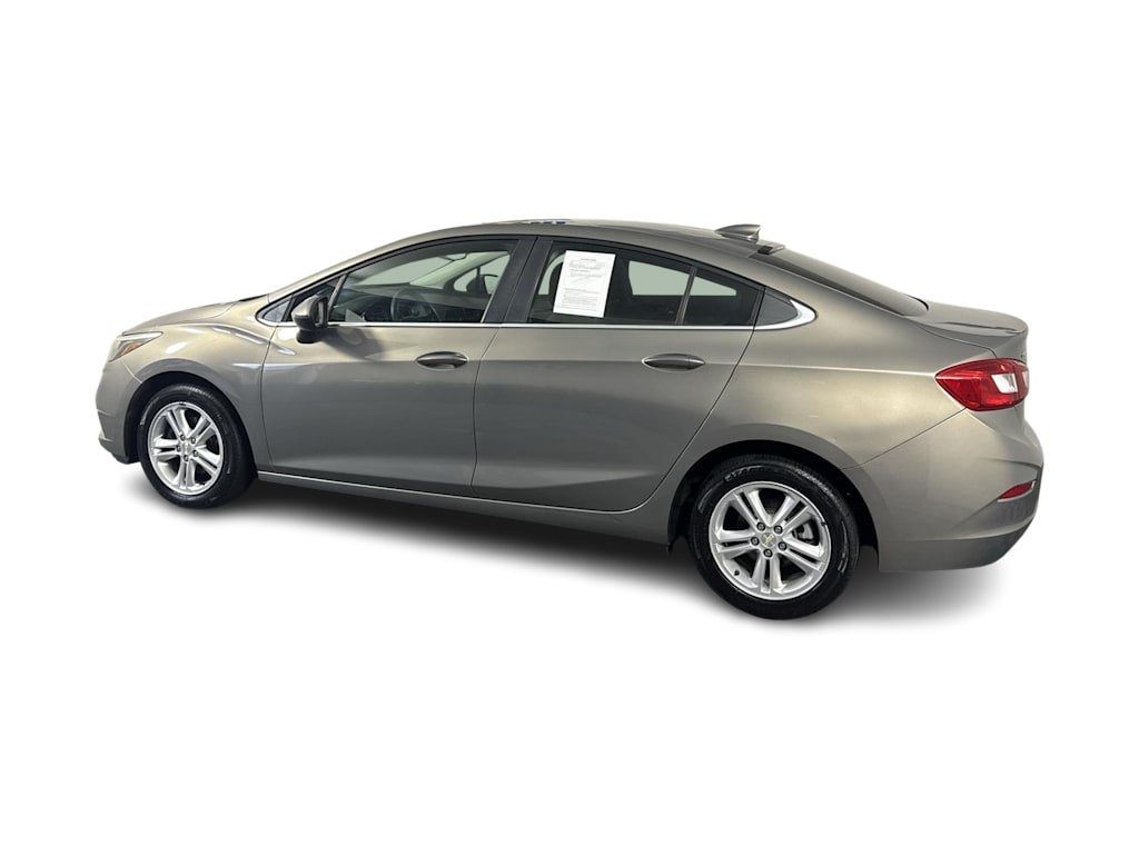 Thumbnail: 2017 Chevrolet Cruze - 2