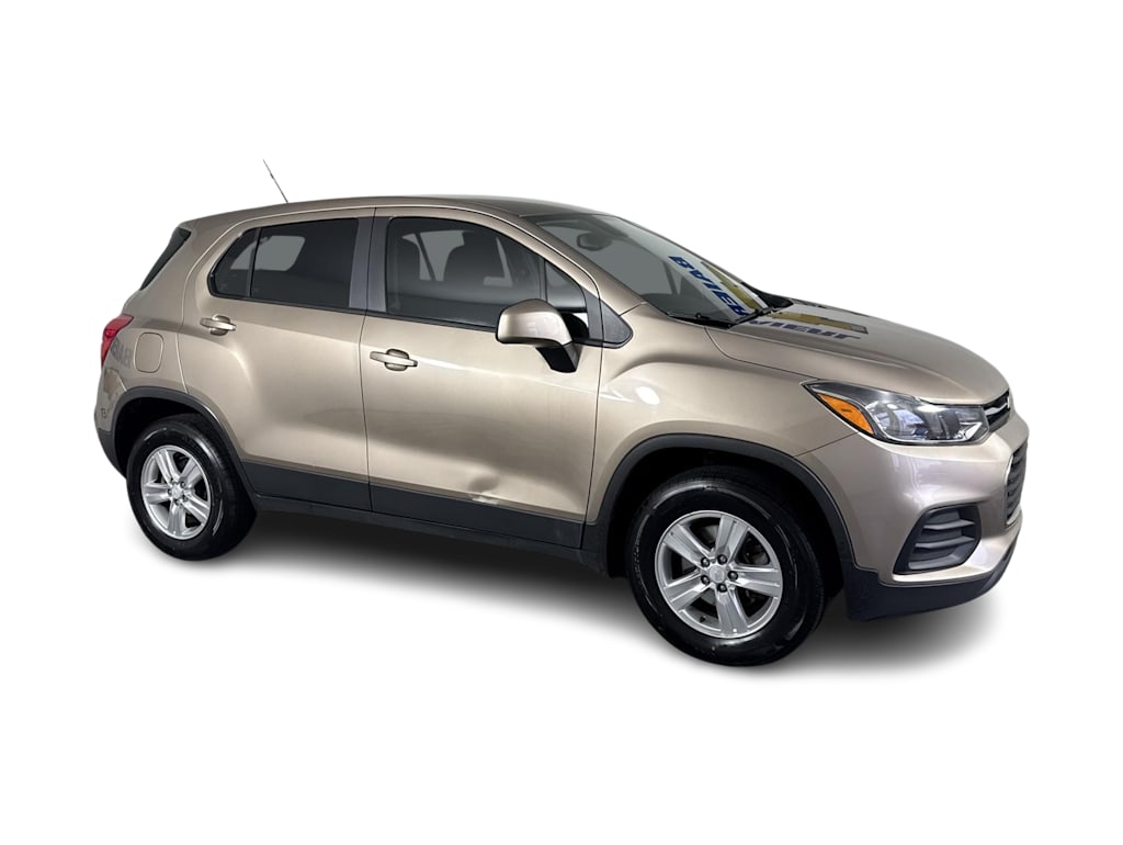 Thumbnail: 2018 Chevrolet Trax - 16