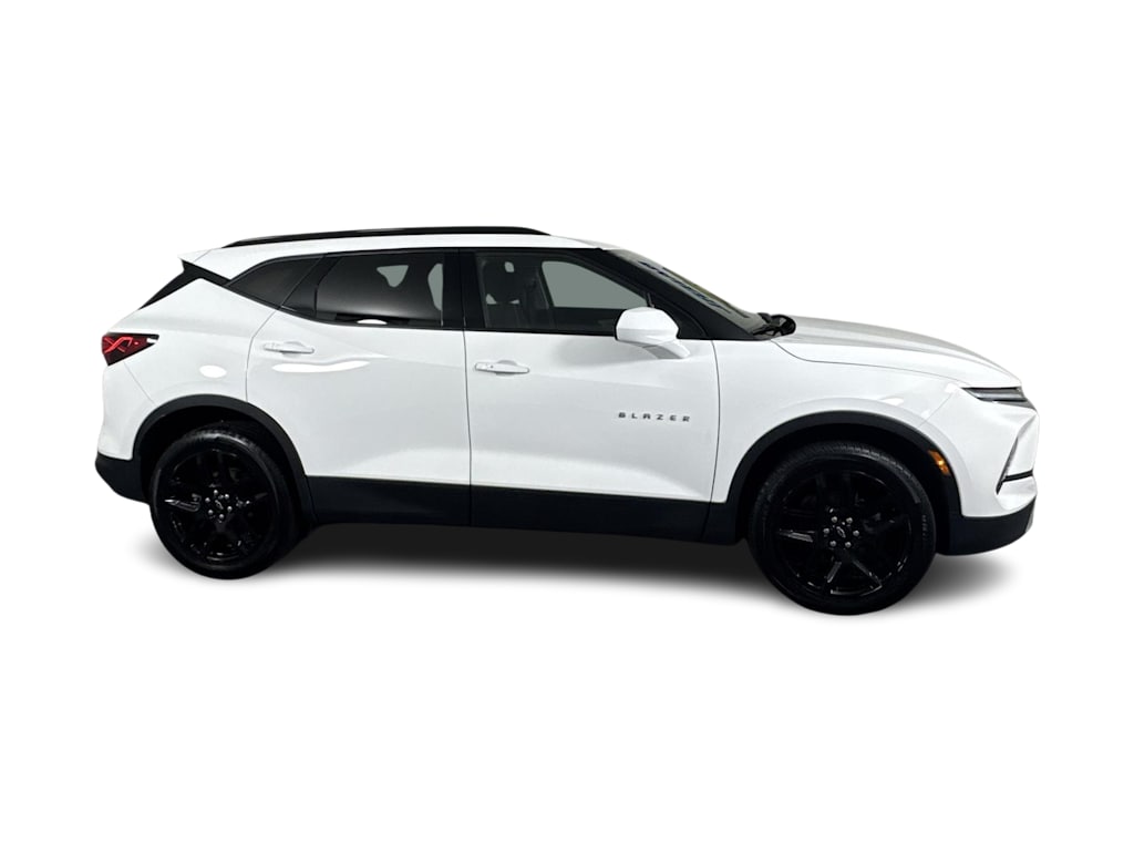 Thumbnail: 2024 Chevrolet Blazer - 15
