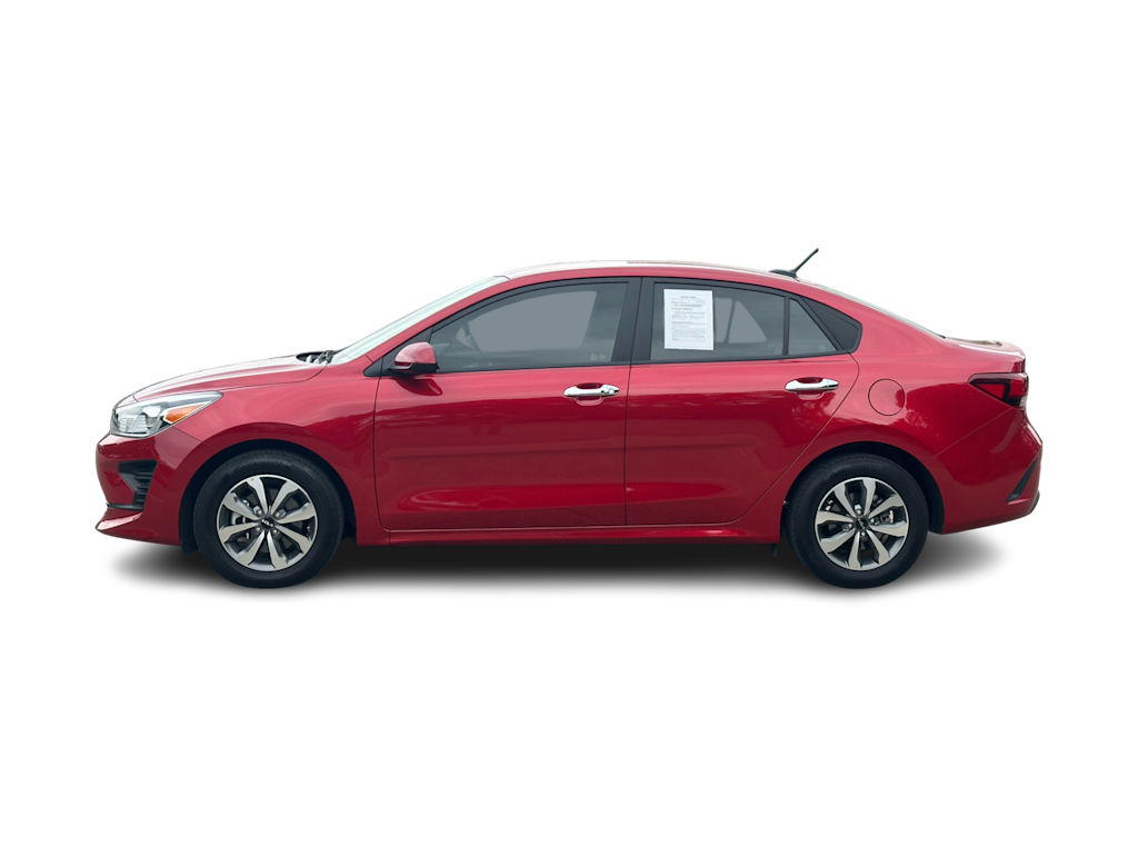 Thumbnail: 2022 Kia Rio - 3