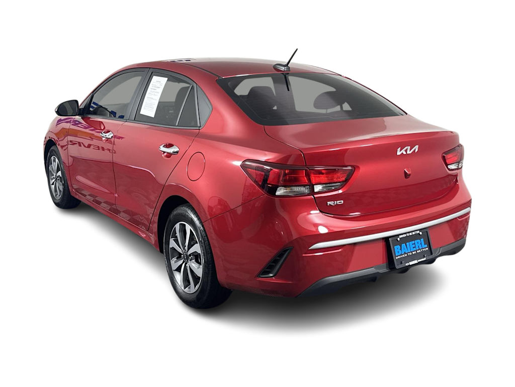 Thumbnail: 2022 Kia Rio - 3