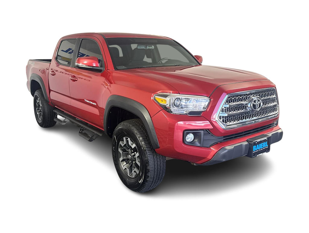 Thumbnail: 2016 Toyota Tacoma - 16