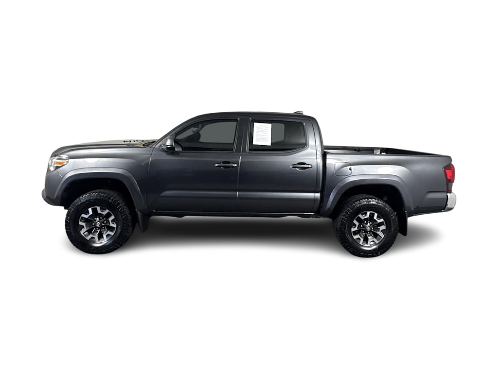 Thumbnail: 2020 Toyota Tacoma - 2