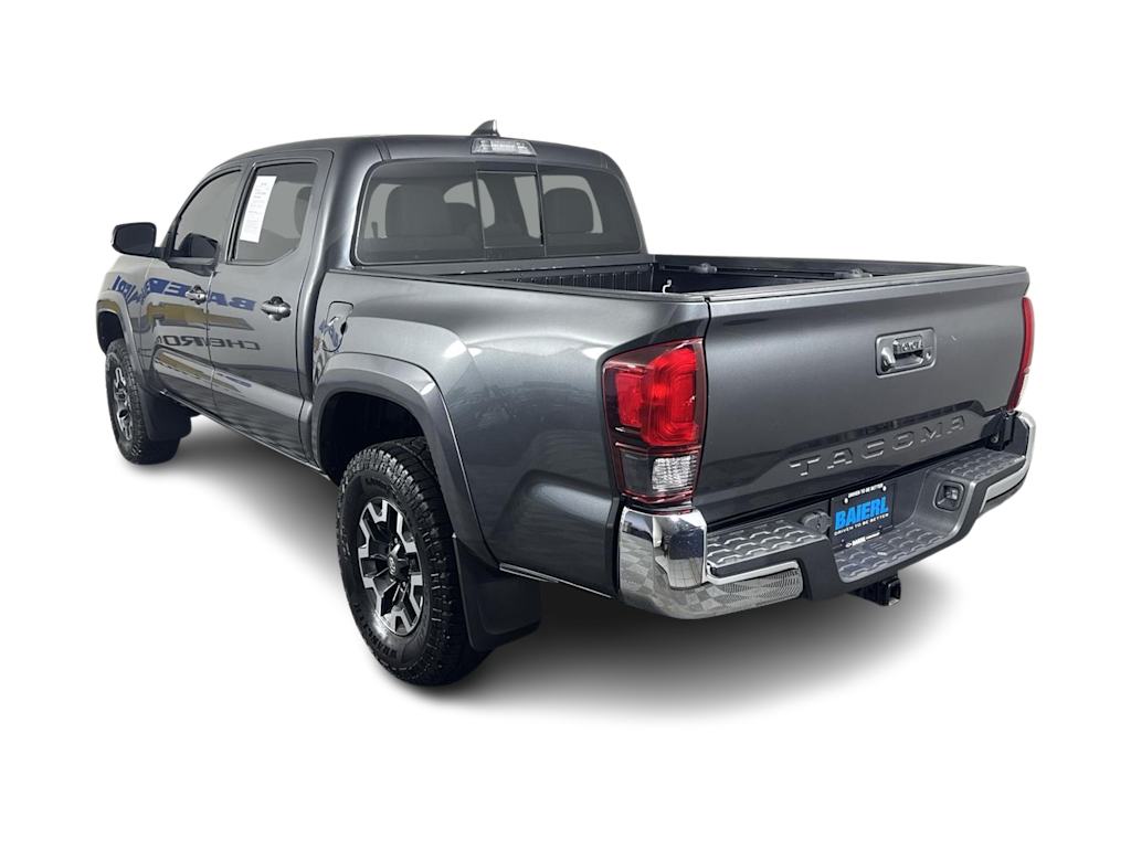Thumbnail: 2020 Toyota Tacoma - 3