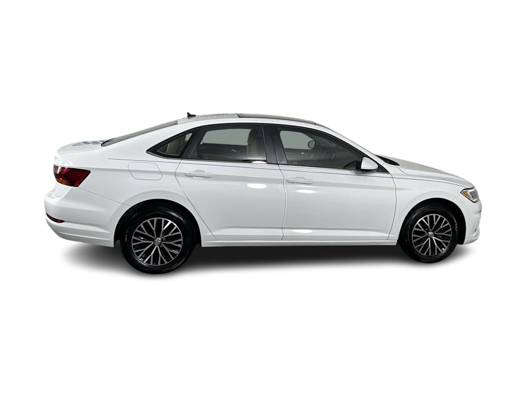 Thumbnail: 2019 Volkswagen Jetta - 14