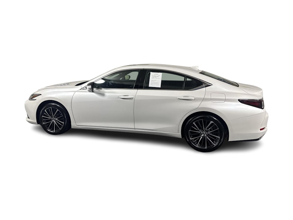 Thumbnail: 2024 Lexus ES - 2