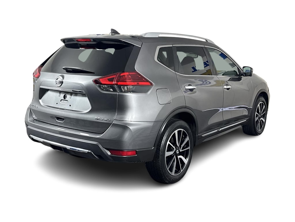 Thumbnail: 2017 Nissan Rogue - 15