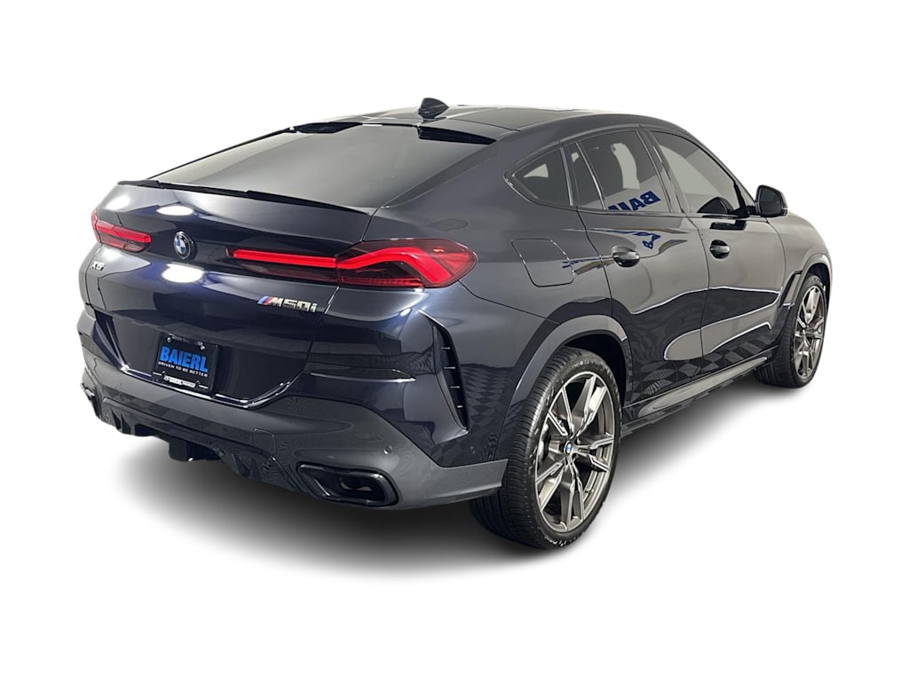 Thumbnail: 2022 BMW X6 - 14