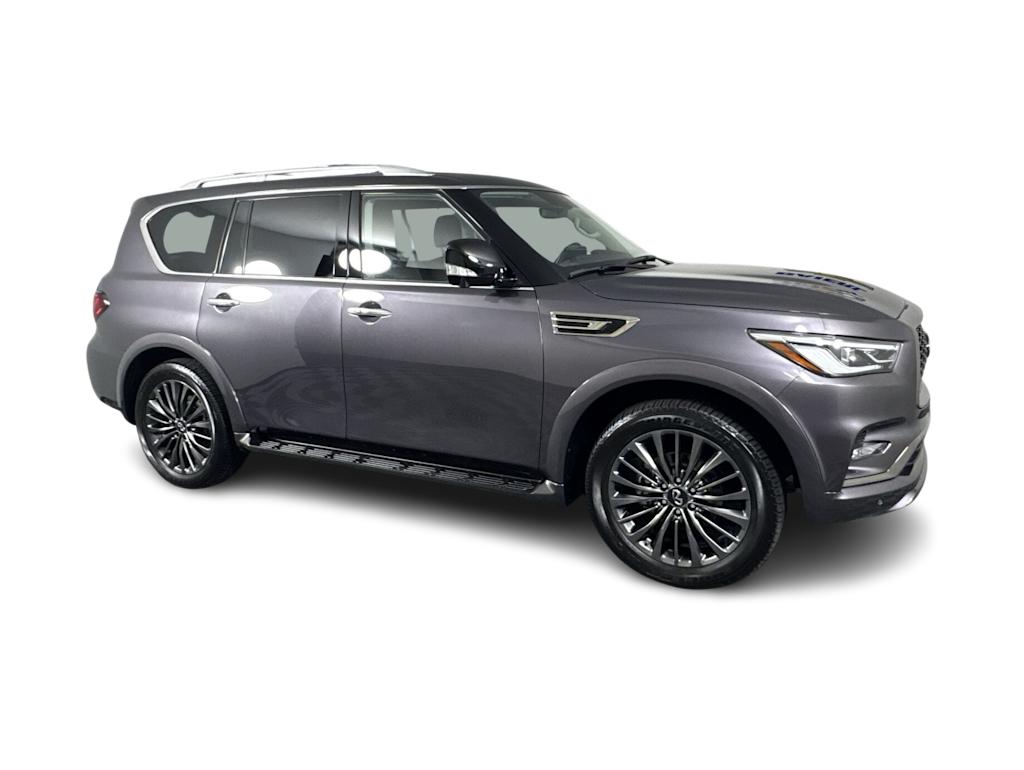 2023 INFINITI QX80 Luxe 16