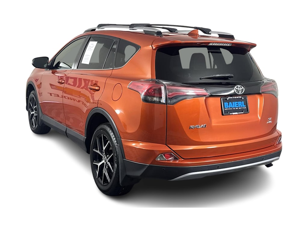 Thumbnail: 2016 Toyota RAV4 - 3