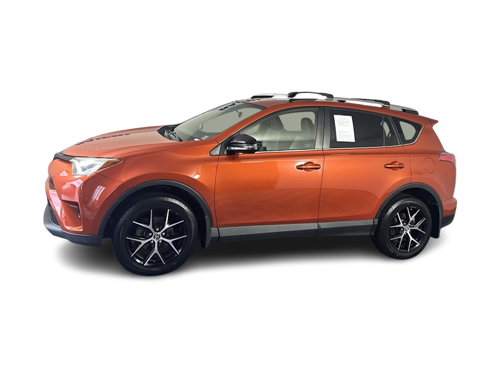 Thumbnail: 2016 Toyota RAV4 - 2
