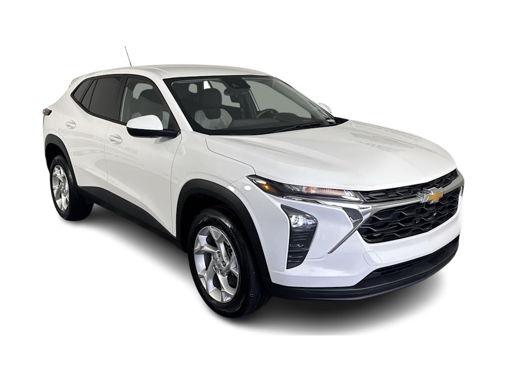 Thumbnail: 2024 Chevrolet Trax - 17