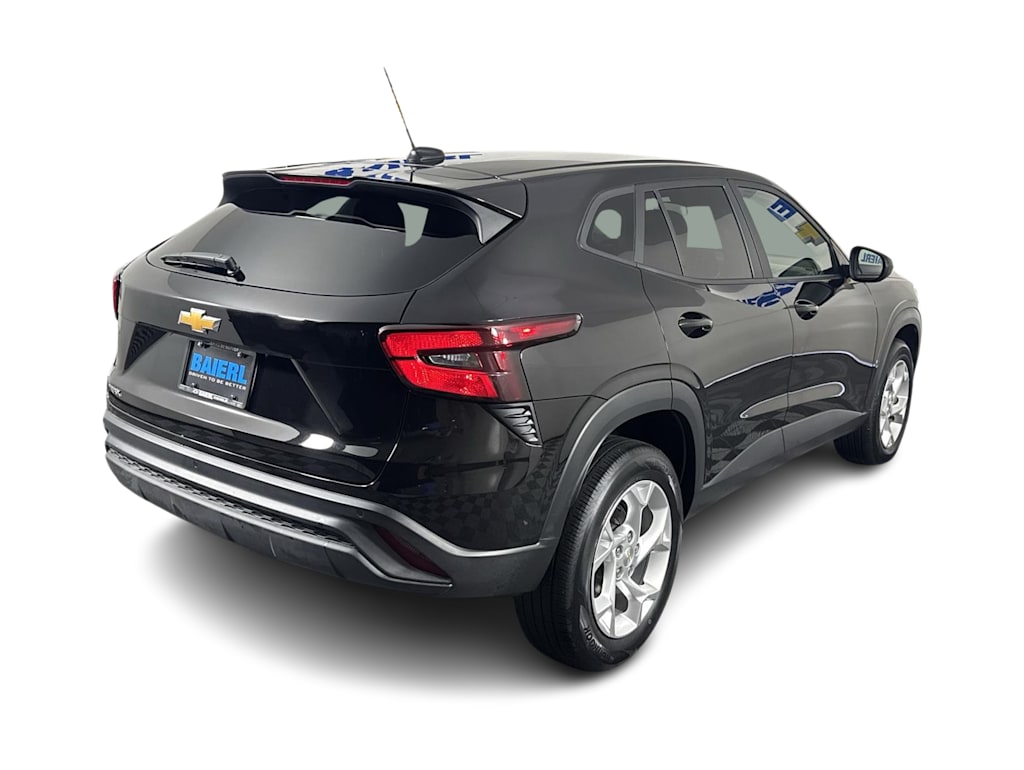 Thumbnail: 2024 Chevrolet Trax - 13