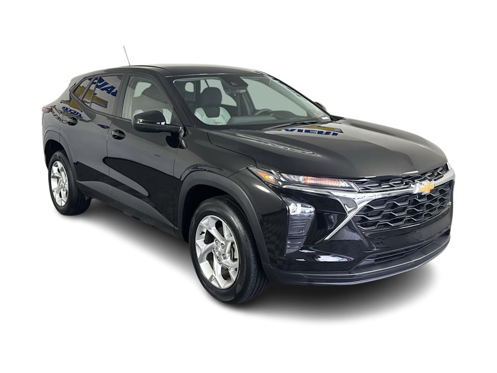 Thumbnail: 2024 Chevrolet Trax - 15