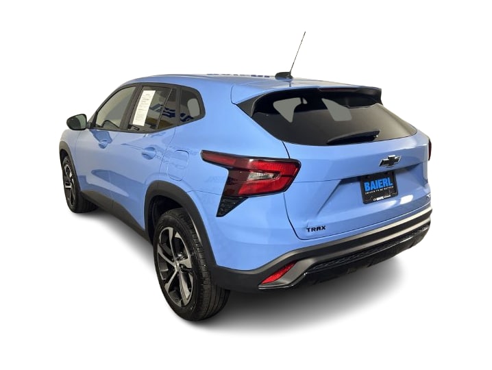 Thumbnail: 2024 Chevrolet Trax - 3
