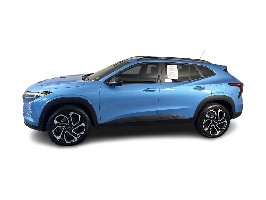 Thumbnail: 2025 Chevrolet Trax - 2