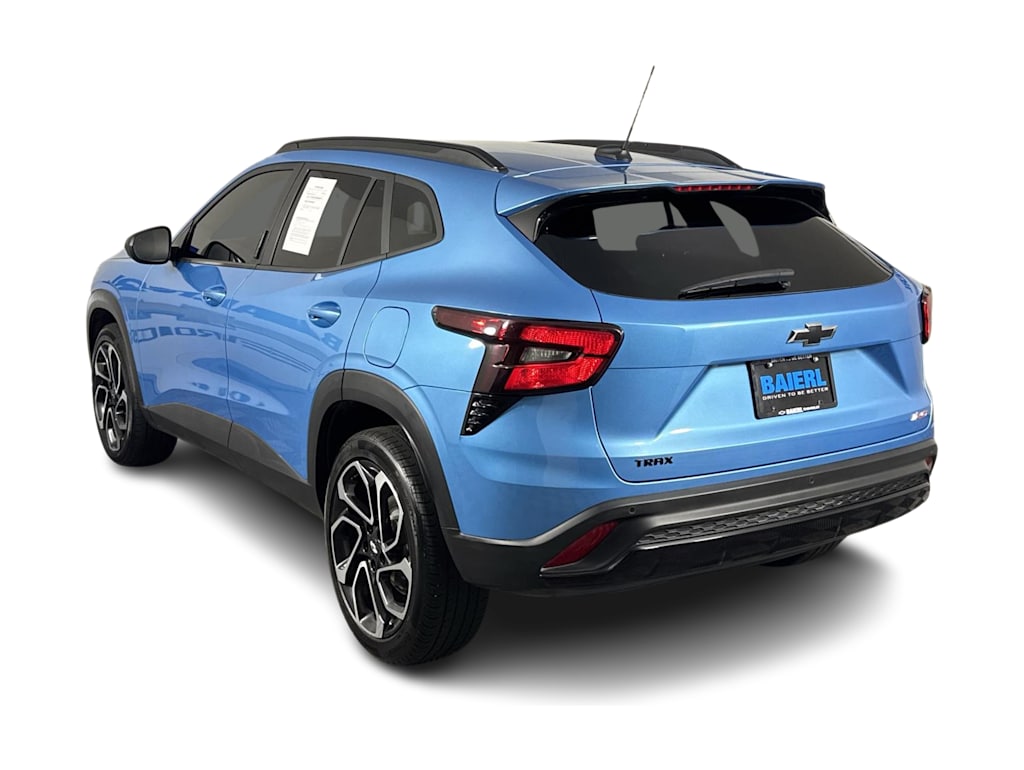 Thumbnail: 2025 Chevrolet Trax - 3