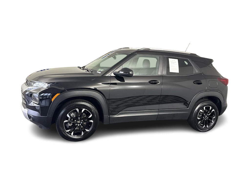 Thumbnail: 2023 Chevrolet TrailBlazer - 2