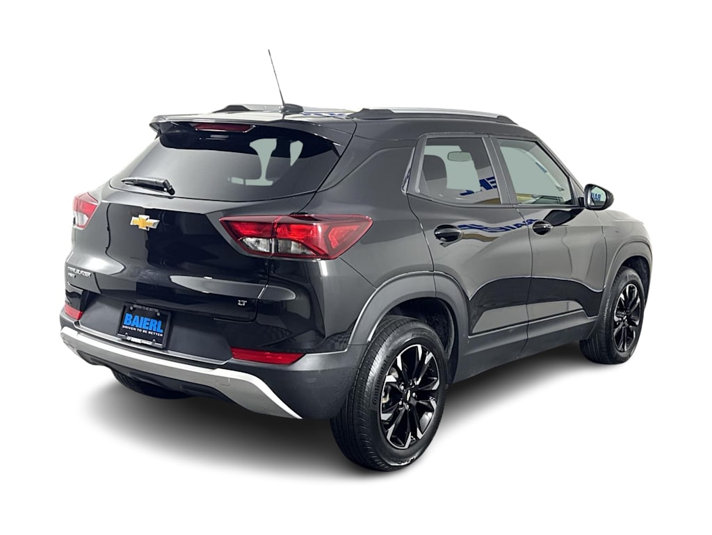 Thumbnail: 2023 Chevrolet TrailBlazer - 15
