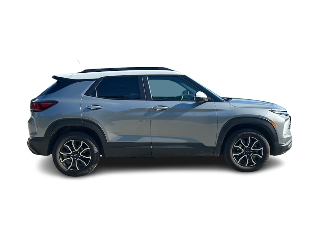Thumbnail: 2025 Chevrolet TrailBlazer - 16