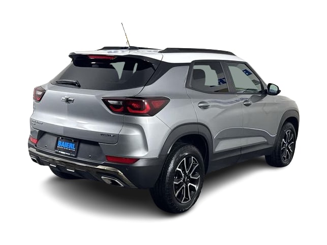 Thumbnail: 2025 Chevrolet TrailBlazer - 16