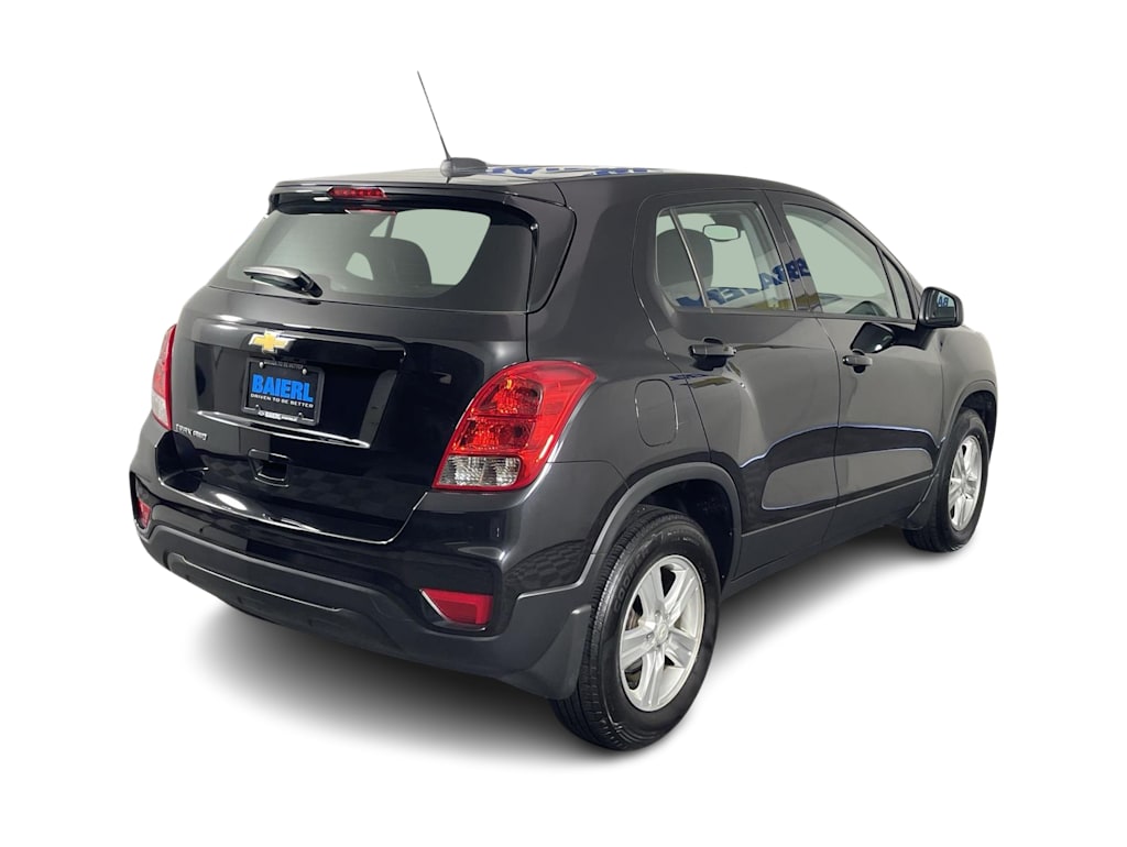 Thumbnail: 2020 Chevrolet Trax - 14