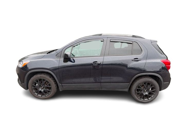 Thumbnail: 2021 Chevrolet Trax - 2