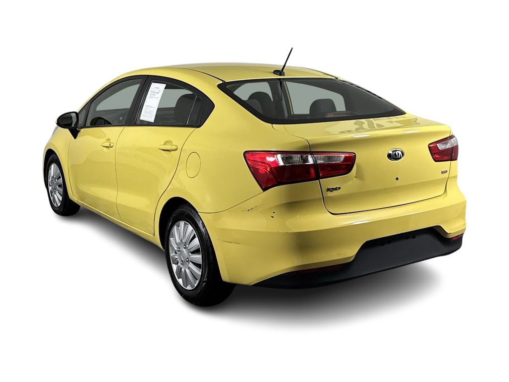Thumbnail: 2016 Kia Rio - 3