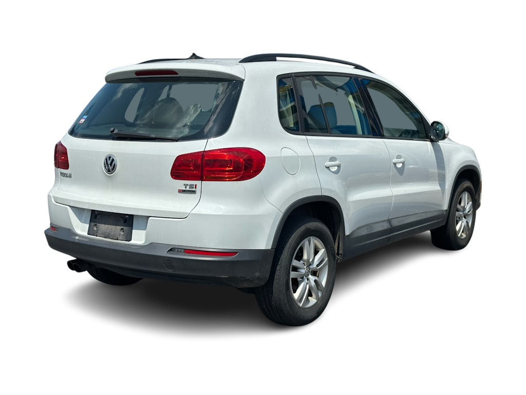 Thumbnail: 2017 Volkswagen Tiguan - 15