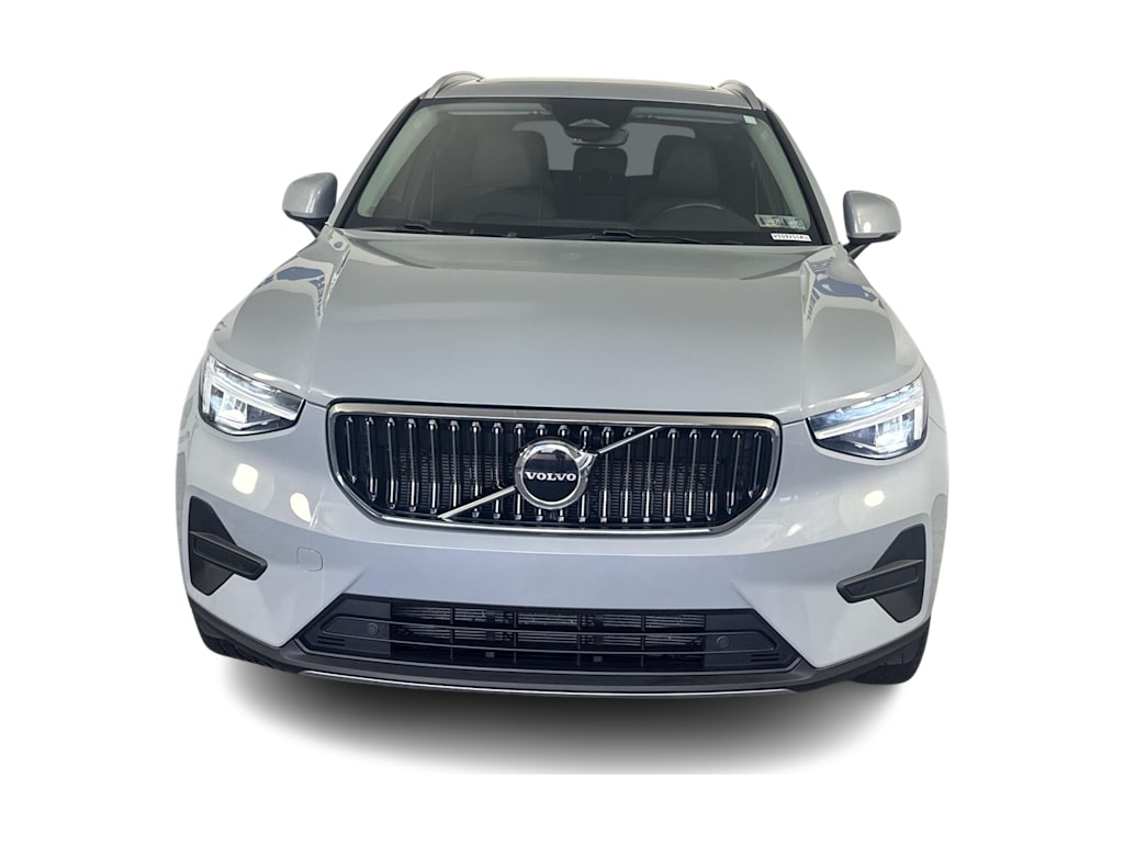 Thumbnail: 2025 Volvo XC40 - 5