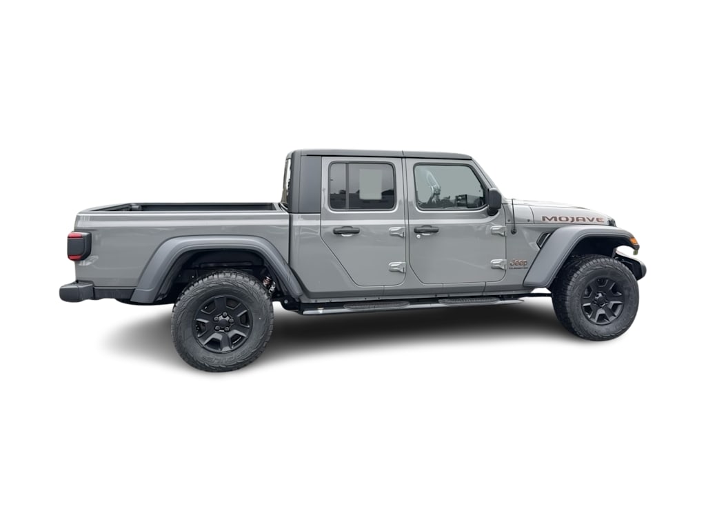 Thumbnail: 2021 Jeep Gladiator - 18
