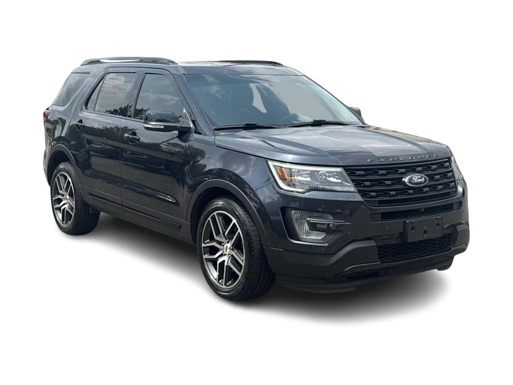 Thumbnail: 2017 Ford Explorer - 18