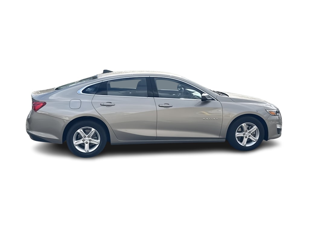 Thumbnail: 2022 Chevrolet Malibu - 17