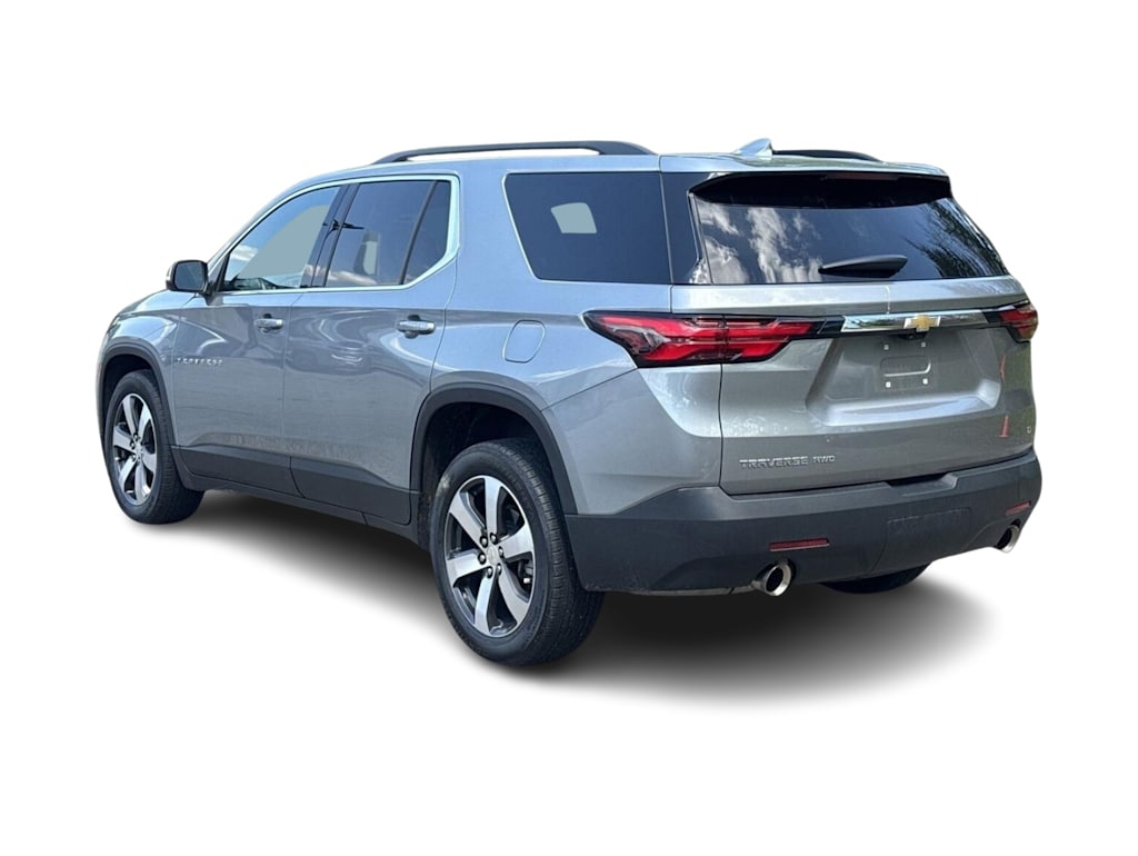 Thumbnail: 2023 Chevrolet Traverse - 3