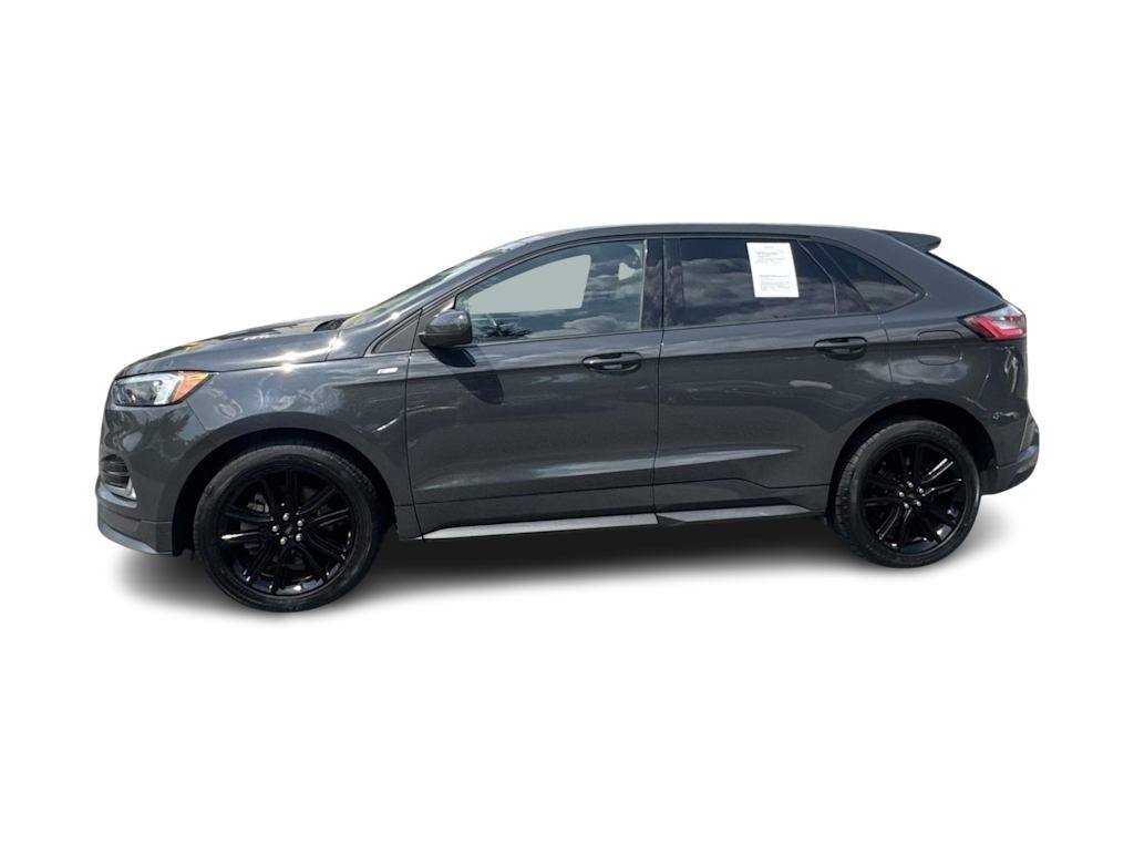 Thumbnail: 2021 Ford Edge - 2