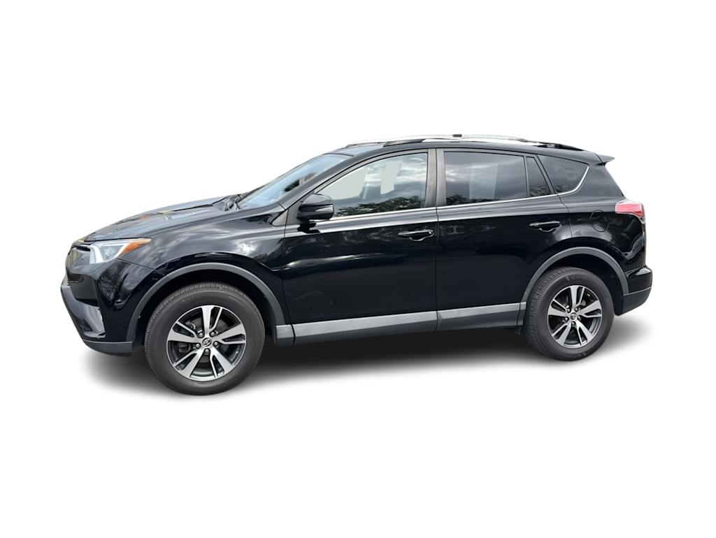 Thumbnail: 2016 Toyota RAV4 - 3