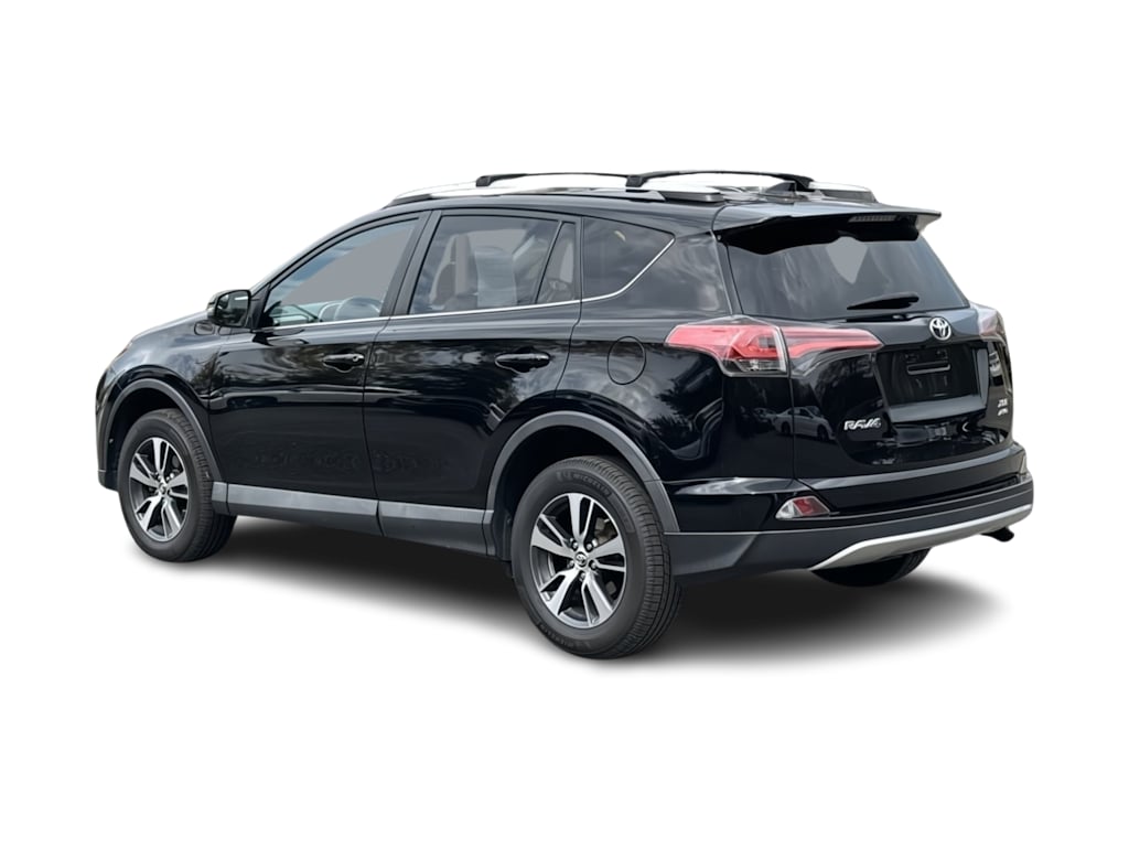 Thumbnail: 2016 Toyota RAV4 - 16