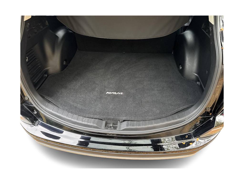 Thumbnail: 2016 Toyota RAV4 - 13