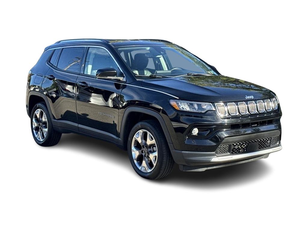 Thumbnail: 2022 Jeep Compass - 16