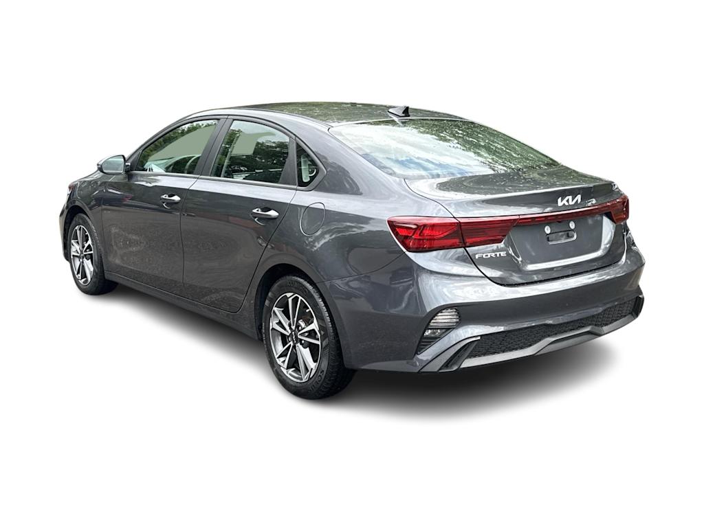 Thumbnail: 2023 Kia Forte - 4